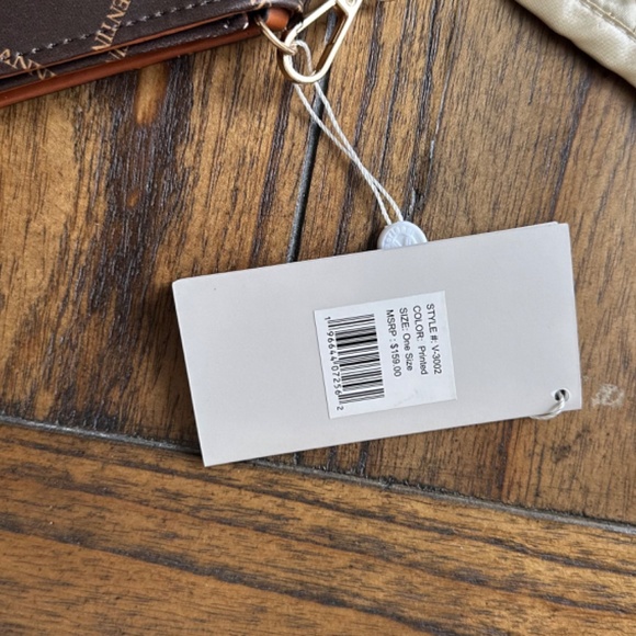 Valentino Orlando Wallet on Chain, Crossbody - Picture 3 of 9